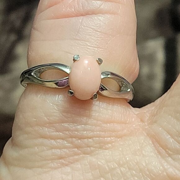 Oregon Peach Opal Solitare Ring Size 6 - Picture 13 of 13